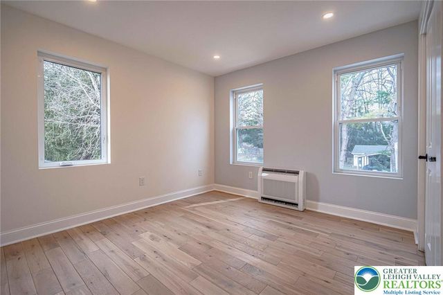 300 Witmer Road, Horsham Twp, PA 19044