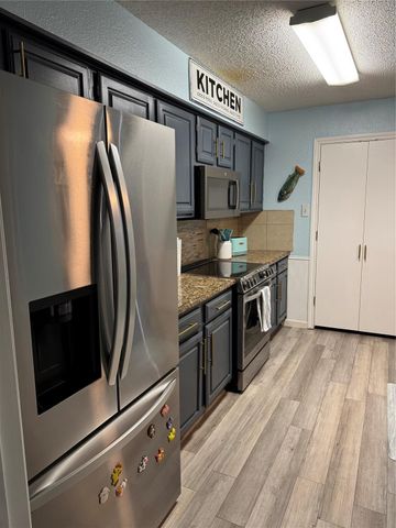 2412 Ridgestone Drive, Dallas, TX 75287