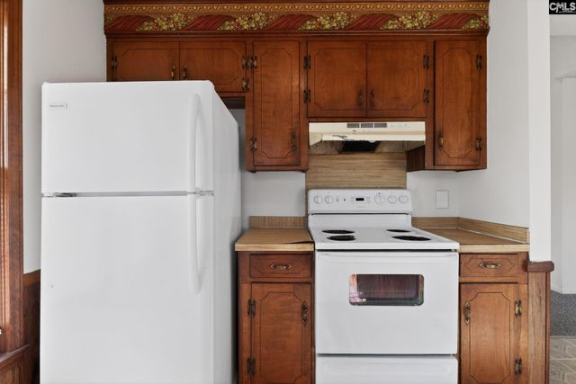 121 Gatlin Drive, Hopkins, SC 29061