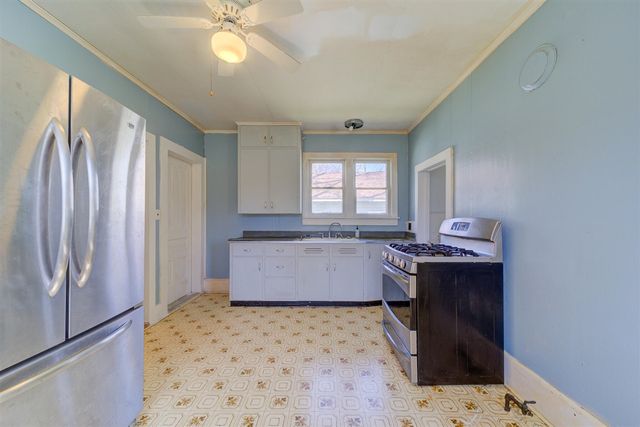 119 S Livingston Street, Whitehall, MI 49461