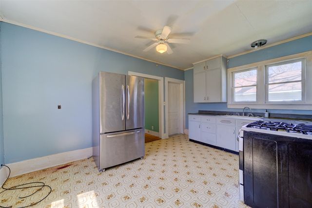 119 S Livingston Street, Whitehall, MI 49461
