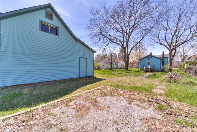 119 S Livingston Street, Whitehall, MI 49461