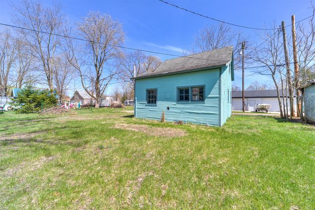 119 S Livingston Street, Whitehall, MI 49461