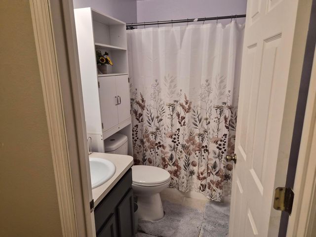 681 NW Thuringer St Street NW, Palm Bay, FL 32907