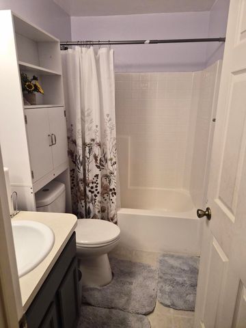 681 NW Thuringer St Street NW, Palm Bay, FL 32907