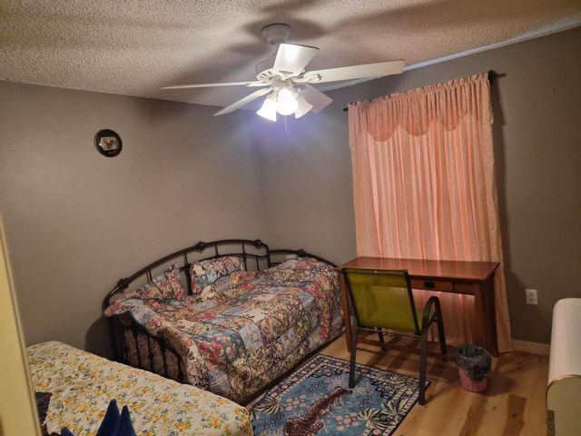 681 NW Thuringer St Street NW, Palm Bay, FL 32907