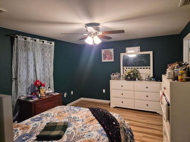 681 NW Thuringer St Street NW, Palm Bay, FL 32907
