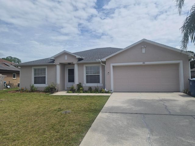 681 NW Thuringer St Street NW, Palm Bay, FL 32907