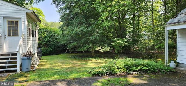 1003 WOOD ST, Yardley, PA 19067
