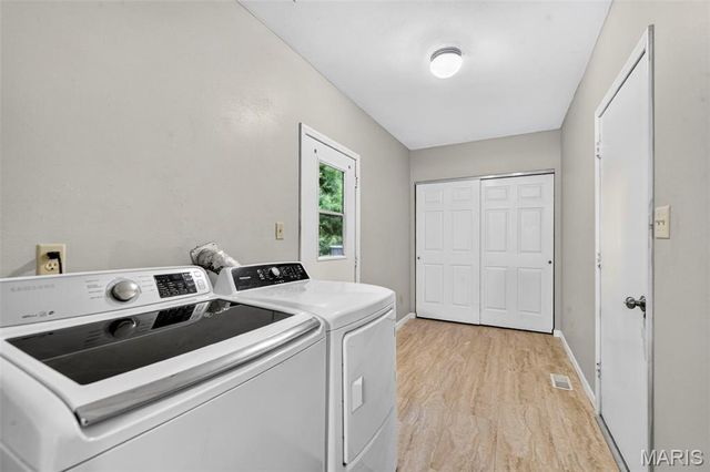 229 Cole Boulevard, St Charles, MO 63301