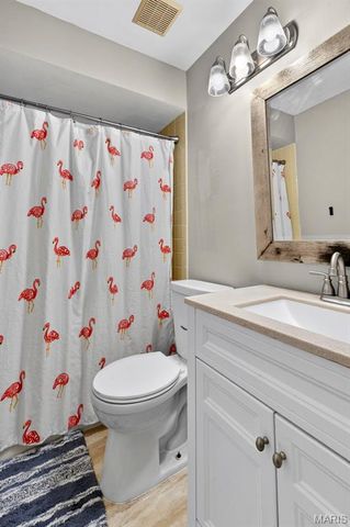 229 Cole Boulevard, St Charles, MO 63301