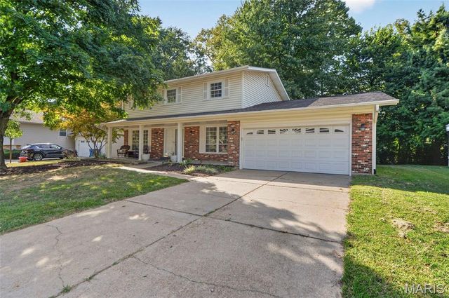 229 Cole Boulevard, St Charles, MO 63301
