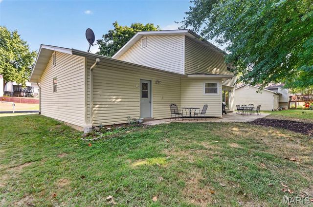 229 Cole Boulevard, St Charles, MO 63301
