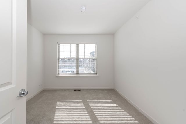 21599 W Field Court 21663, Deer Park, IL 60010