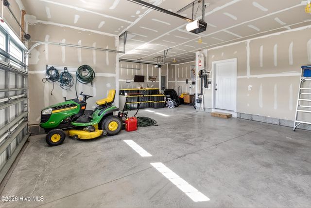 108 Steppeside Lane, Moyock, NC 27958