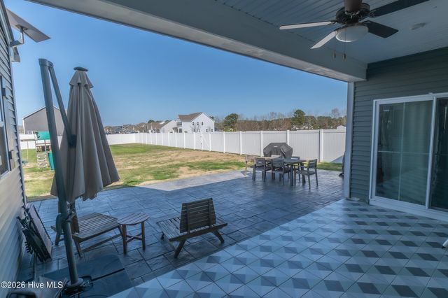 108 Steppeside Lane, Moyock, NC 27958