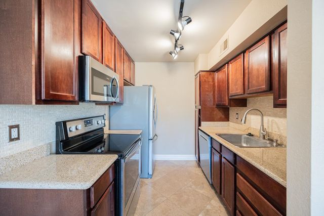 3500 N Hayden Road Apt 2111, Scottsdale, AZ 85251