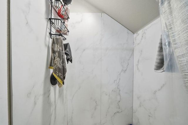 1225 Grand River Avenue, Shasta Lake, CA 96019