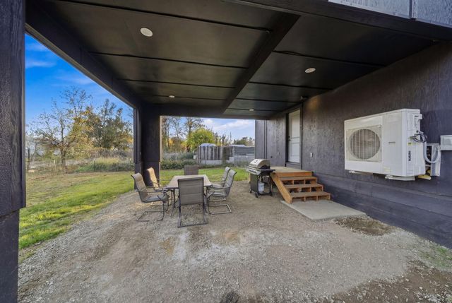 1225 Grand River Avenue, Shasta Lake, CA 96019