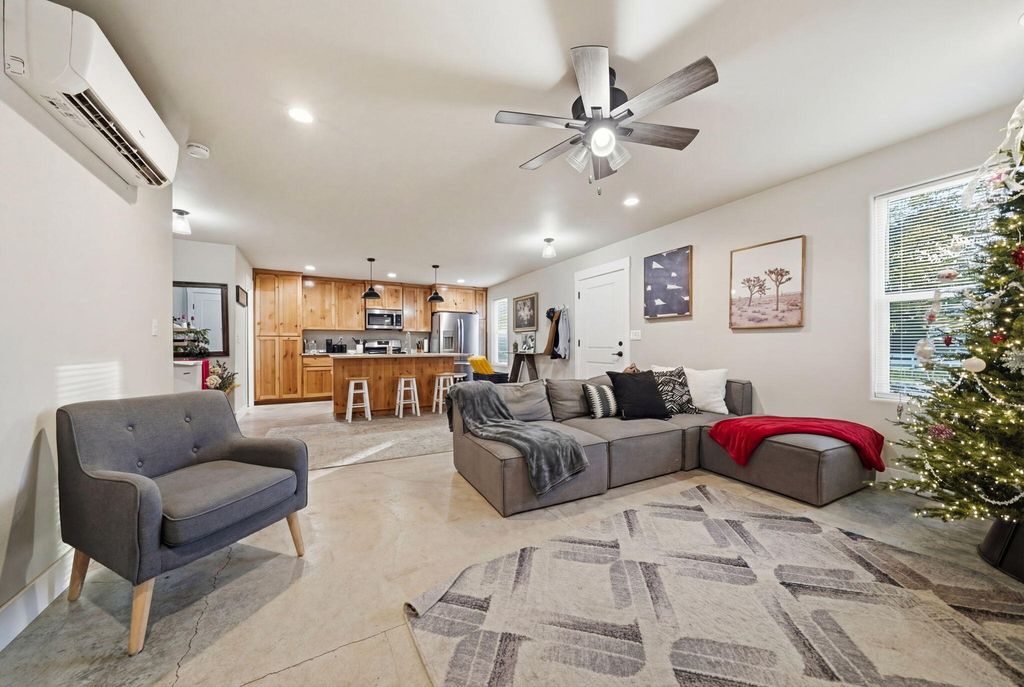 1225 Grand River Avenue, Shasta Lake, CA 96019