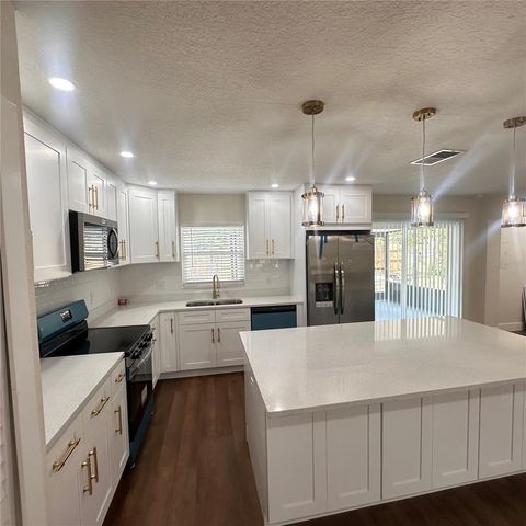 14808 N 30TH STREET, Lutz, FL 33559