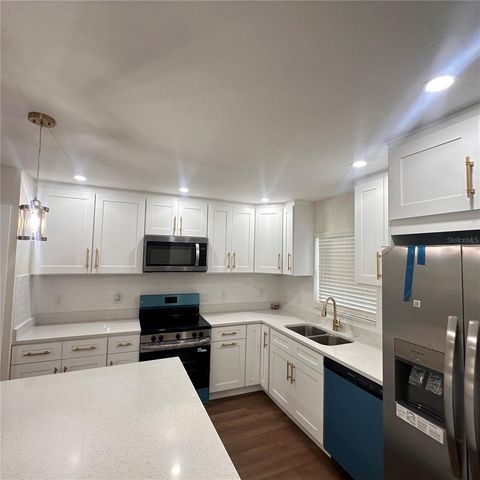 14808 N 30TH STREET, Lutz, FL 33559