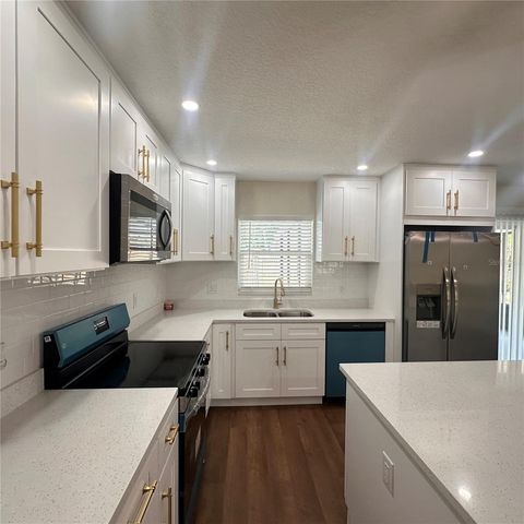 14808 N 30TH STREET, Lutz, FL 33559