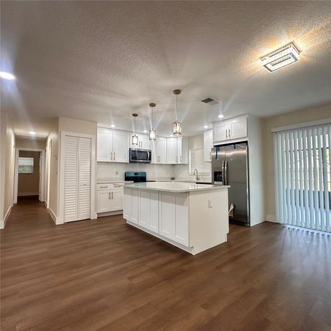14808 N 30TH STREET, Lutz, FL 33559