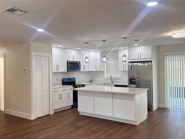 14808 N 30TH STREET, Lutz, FL 33559