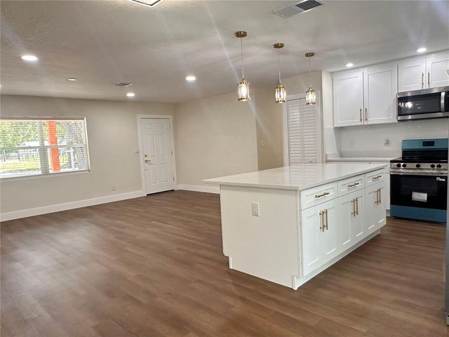 14808 N 30TH STREET, Lutz, FL 33559