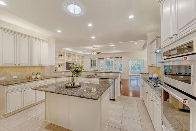 416 Davis Mountain CIR, Georgetown, TX 78633