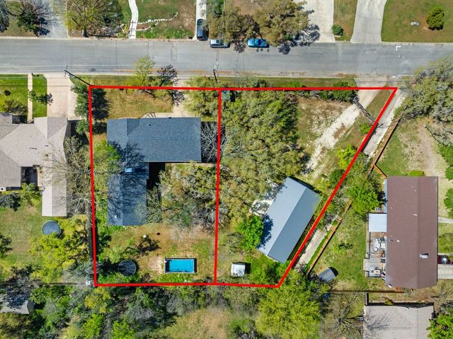 711 Cardinal Dr, Kerrville, TX 78028