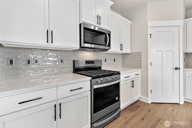 20901 99th Place S, Kent, WA 98031