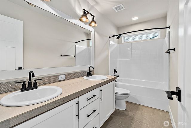 20901 99th Place S, Kent, WA 98031