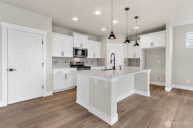 20901 99th Place S, Kent, WA 98031