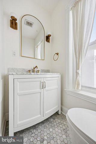 437 ROXBOROUGH AVE, Philadelphia, PA 19128