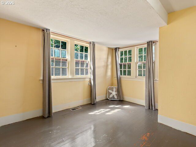 817 Nw EARL Ave, Gresham, OR 97030