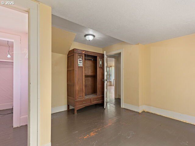 817 Nw EARL Ave, Gresham, OR 97030