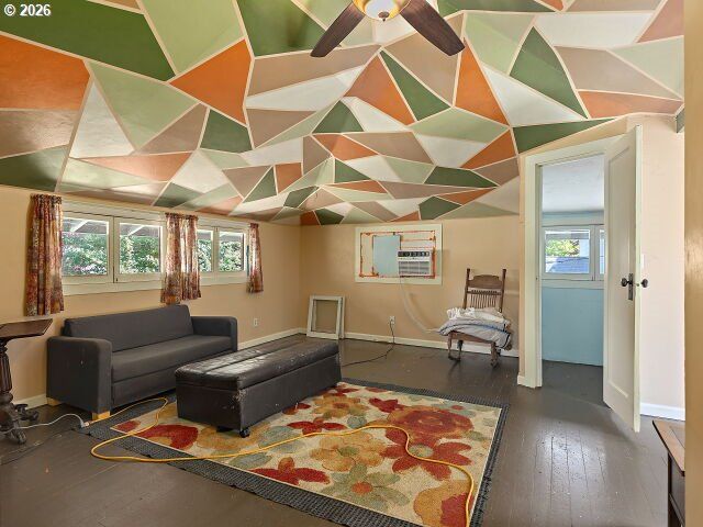 817 Nw EARL Ave, Gresham, OR 97030
