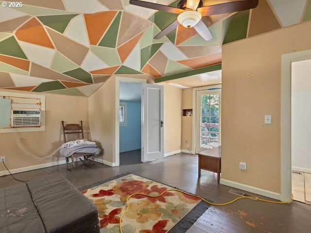 817 Nw EARL Ave, Gresham, OR 97030