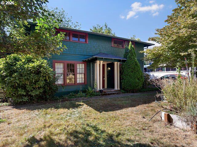 817 Nw EARL Ave, Gresham, OR 97030