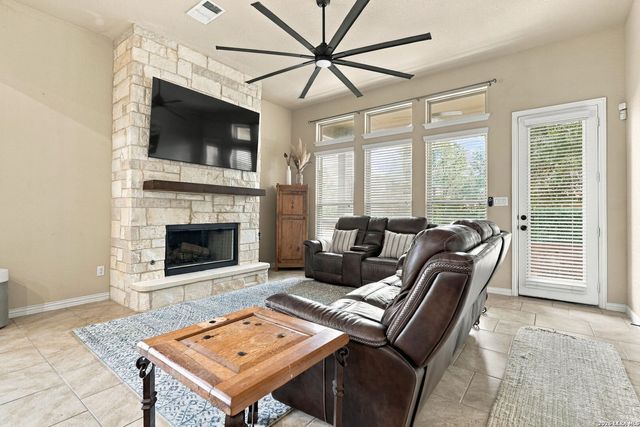3784 CREMINI DR, Bulverde, TX 78163
