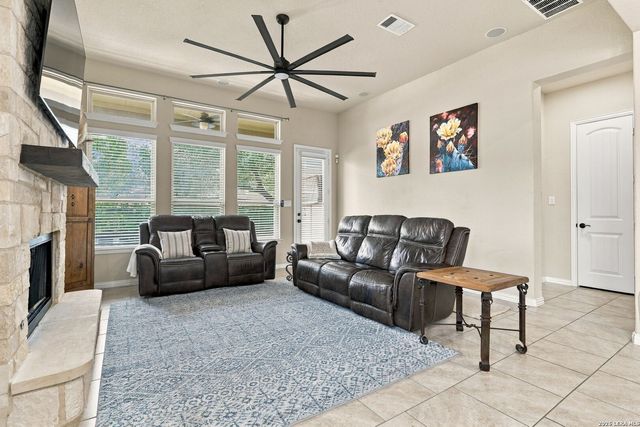 3784 CREMINI DR, Bulverde, TX 78163