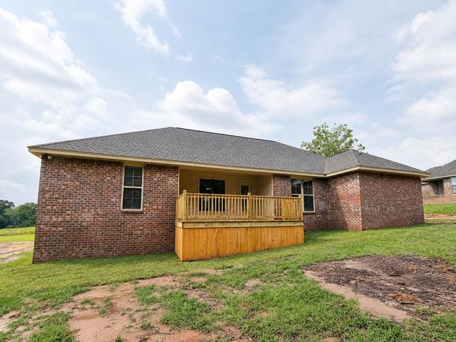 68 Meadow Breeze Rd., Sumrall, MS 39482