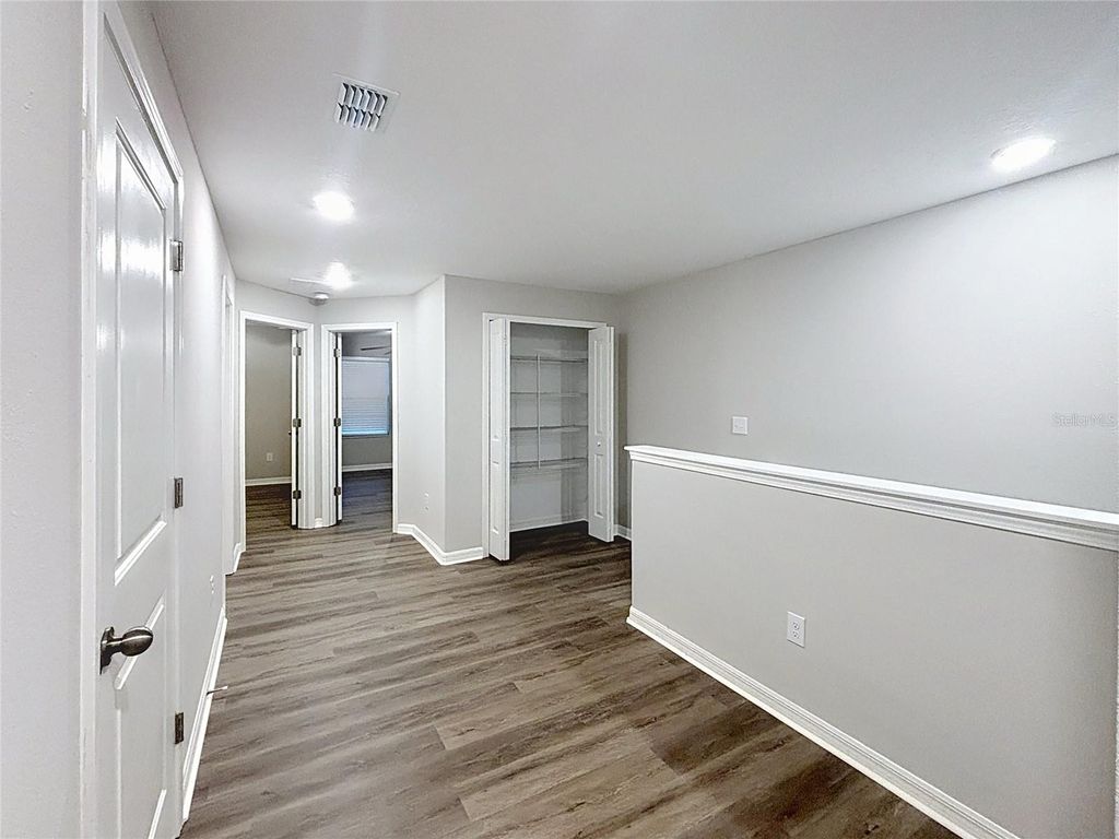 Image 16 of property listing at 1509 CASSIUS STREET, Lutz, FL 33549