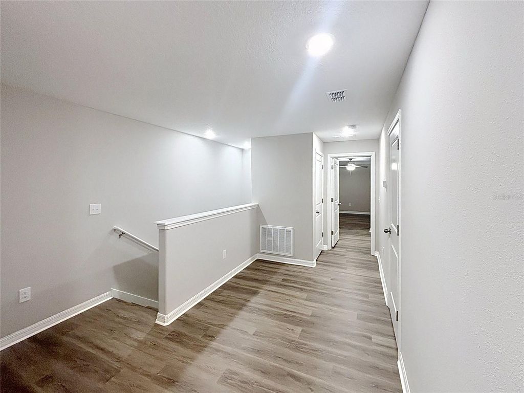 Image 21 of property listing at 1509 CASSIUS STREET, Lutz, FL 33549