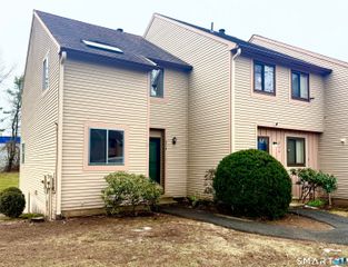 218 Adams Hill Way 218, East Windsor, CT 06088