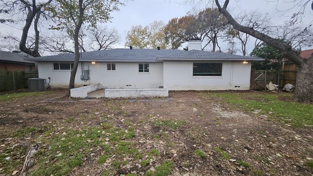 3446 Silverwood Lane, Dallas, TX 75233