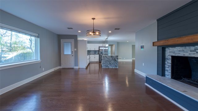 3446 Silverwood Lane, Dallas, TX 75233