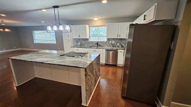 3446 Silverwood Lane, Dallas, TX 75233